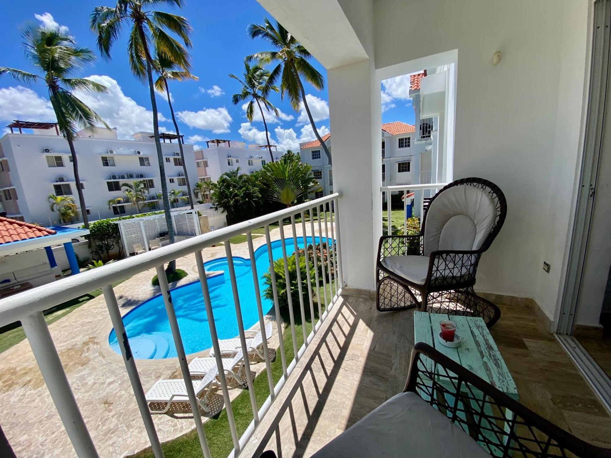 Madonna Pool Beach Los Corales Punta Cana Extérieur photo