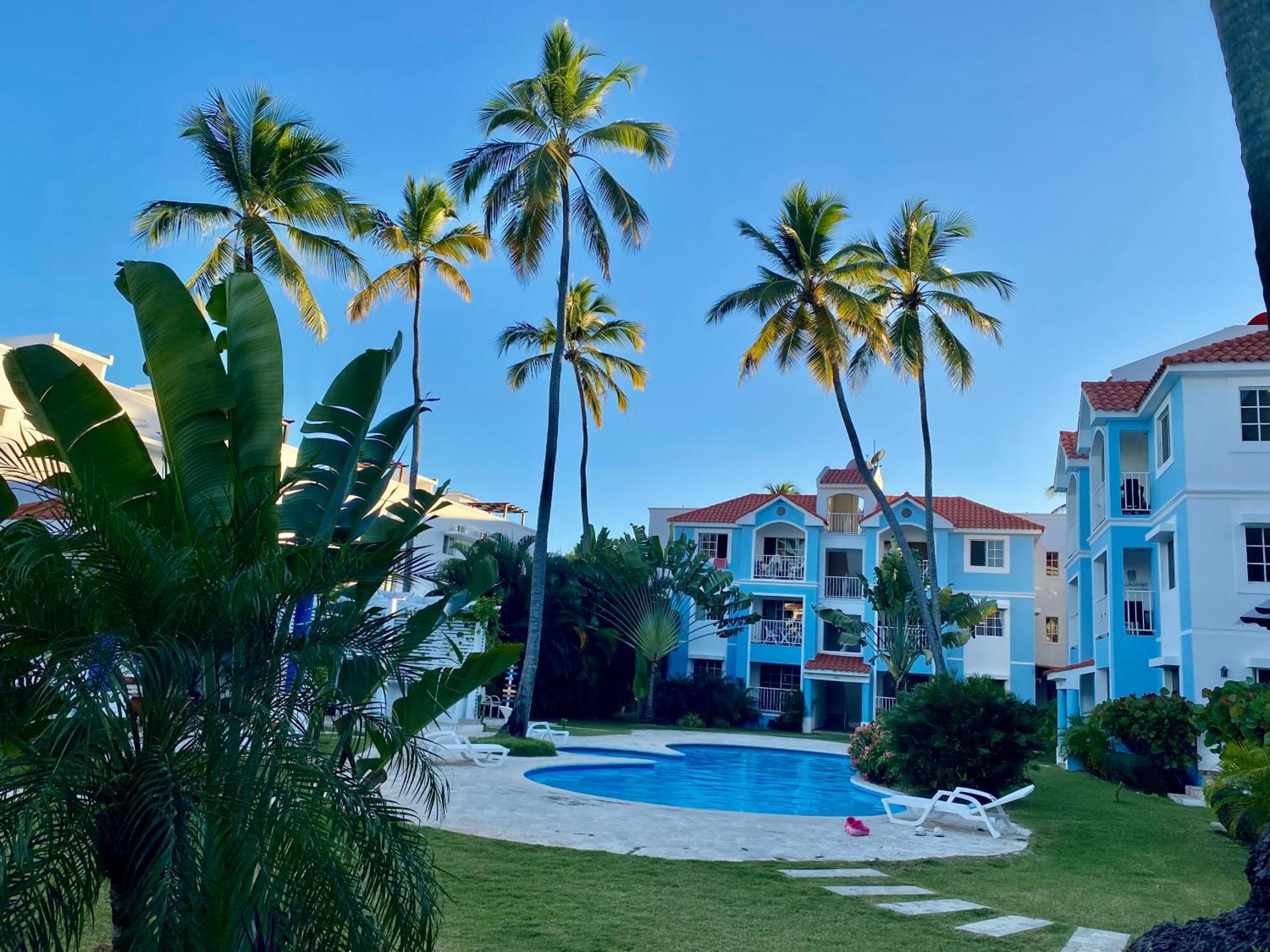 Madonna Pool Beach Los Corales Punta Cana Extérieur photo