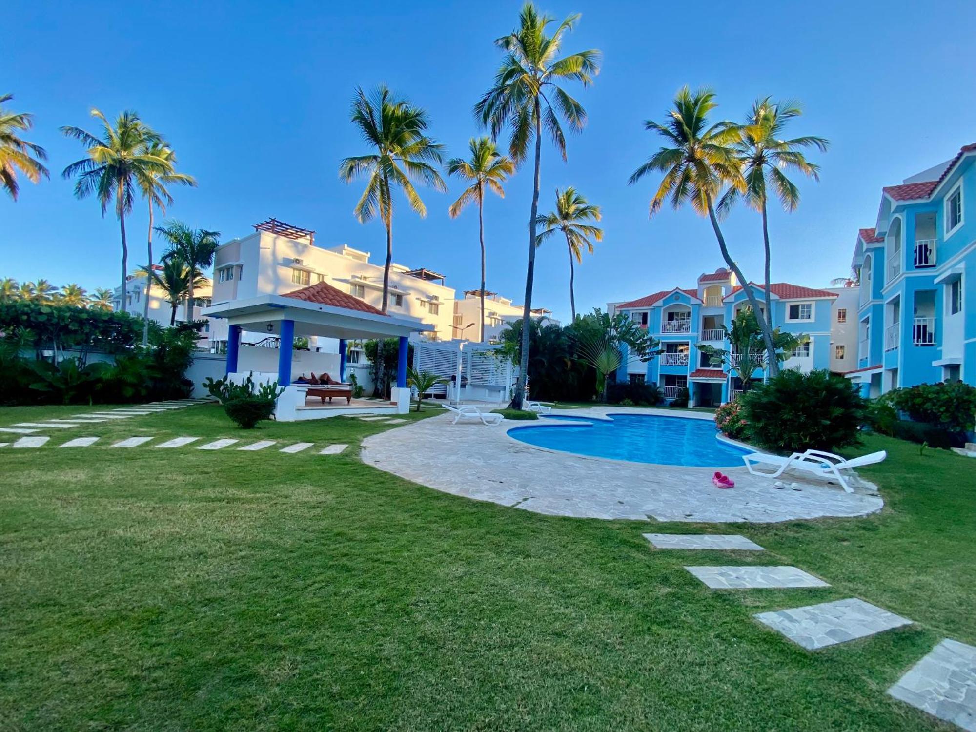 Madonna Pool Beach Los Corales Punta Cana Extérieur photo